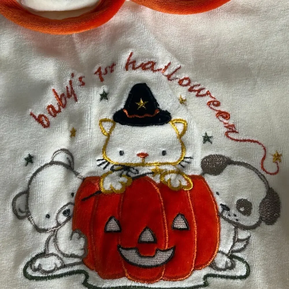NWOT Sesame Street baby 6-9 m Halloween sleeper Baby's first Halloween
